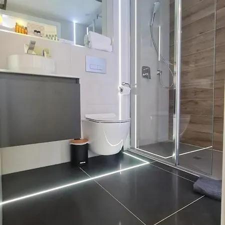 #6 Tgha Luxury Two Bedroom In آثلون