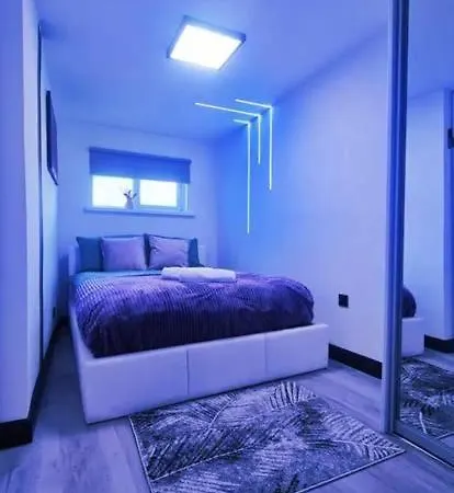 شقة #6 Tgha Luxury Two Bedroom In آثلون